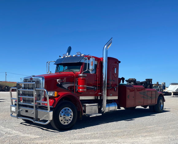 2008 Peterbilt 365 Dual Tech 16 ton Wrecker