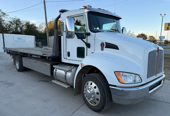 Used 2022 Kenworth T270 Jerr-Dan 22'x102