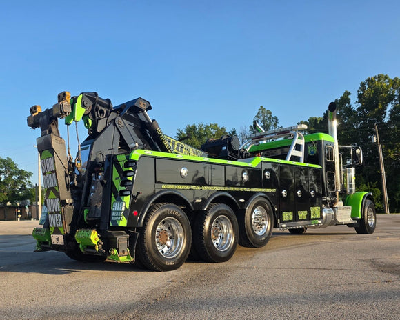 2017 Peterbilt 389 Century 9055 XL