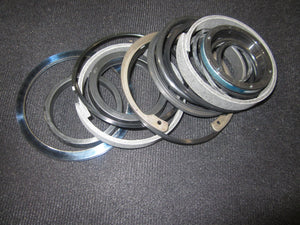 7577250025	JERR-DAN SEAL KIT 3.50" ID CYLINDER